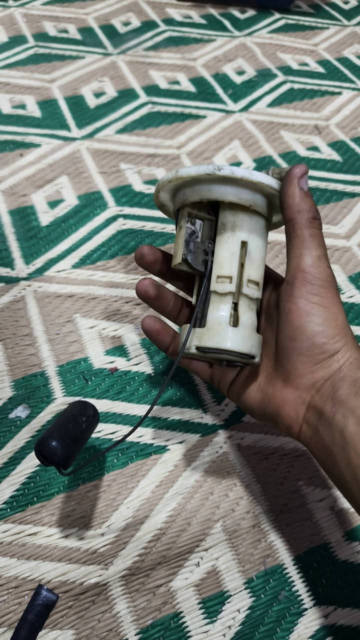 سلام عليكم عبوه فيت بم فورزه 0/8 ربه تفصيخ وتانكي بانزين بعده لوكك جديد مال رمبه وخوذه إليه رمبه الغراض  مال حاويه مكاني مدينه الصدر 🤠***********
