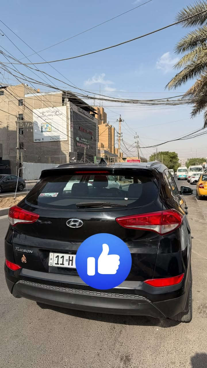توكسان امريكي
2017 
محرك 2400 GDI
داخل جلد 
كشنات كهرباء 
فول عدا السلايد الفتحة 
تبريد قطعتين 
لايت زنون
اشارة مري 
باب بصمة 
حساسات خلفية

حادثها جاملغ يمين و قسم من البنيد و قسم من الباب الامامي الايمن

ماشية 122 الف ميل
العنوان بغداد الجادرية 
الرقم ‪+964 783 882 8482‬
متوفر واتساب للاستفسار

نص مكتوب في الصور:
- BidFax.info