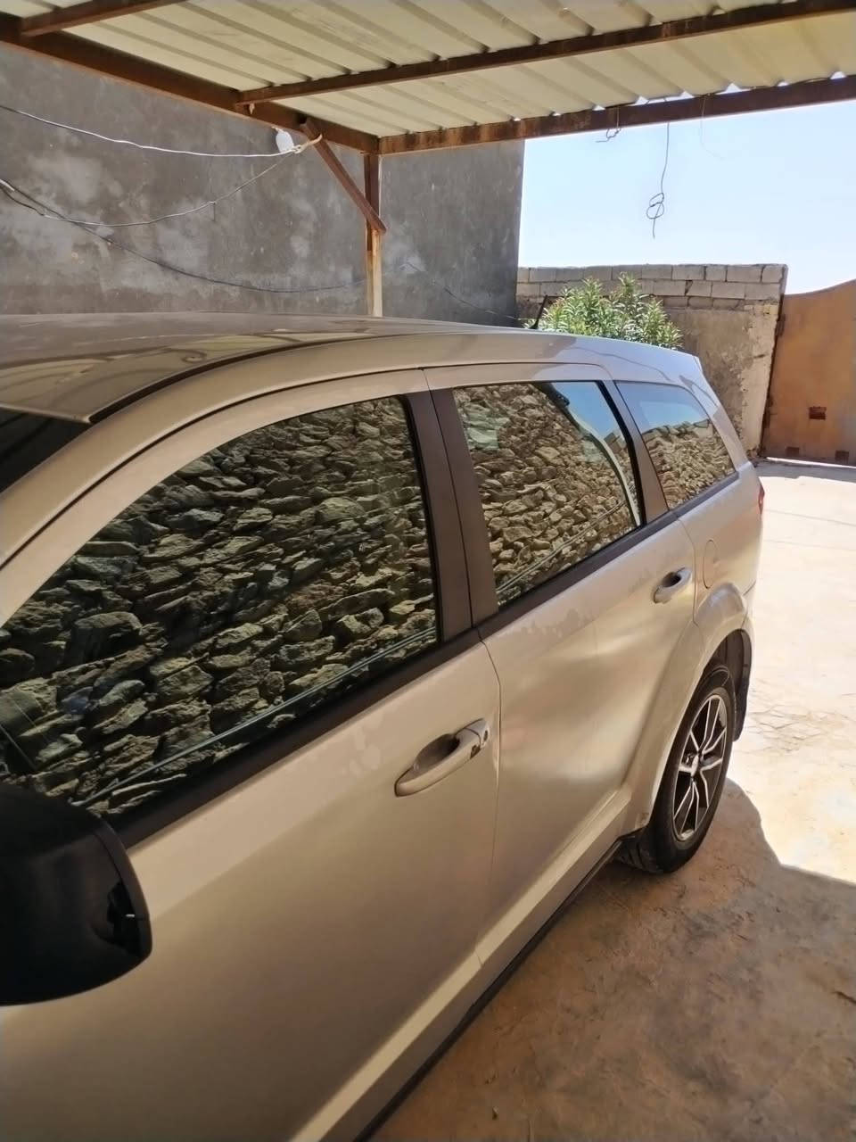 دوج جورني
موديل ١٤

  محرك ٤ سلندر

محرك جديد مشدود قبل ٦ اشهر

كير شرط.

تأيرات جدد

السعر ١١٥

مكان السياره السماوه. السلمان

***********
