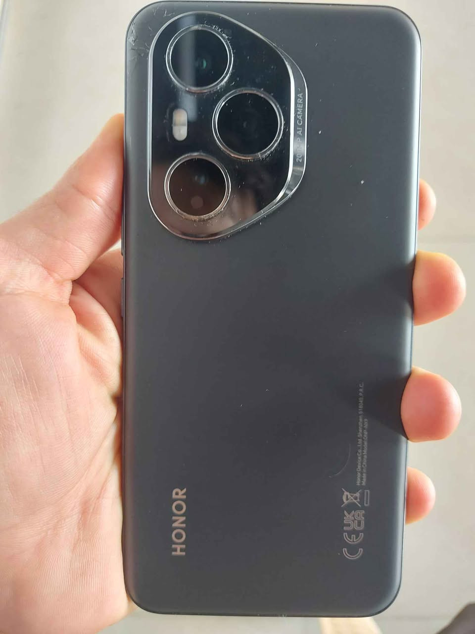 Honor 400Pro
Battery 6000
Charger 100W
3 غلاف
كامل ملحقات 
بي كسر بالضهر ومكان الشاحن شوي اطرافة محفور 
رقم صاحب الجهاز.
***********
توصيل متوفر لكل عراق
سعرة 540و بي مجال بسيط
---------
ئۆنەری چوارسەد پڕۆ honor 400 pro 
پاتری 6000 هەزارە بەبارگاوی کەرەوەی  100 وات 
سێ کەڤەرو کامل ئەشیای خۆی لەگەڵە بیلادی بۆ هەموو شت بێوێنەیە سەرنج ڕاکێشە 
هەرکەس ویستی چات بکا یان پەیوەندی بەم ژمارە
 مۆبایلە بکەن 
نرخي540هه زار ومه جالي كه مي تيدايه
*********** كركوك, العراق
