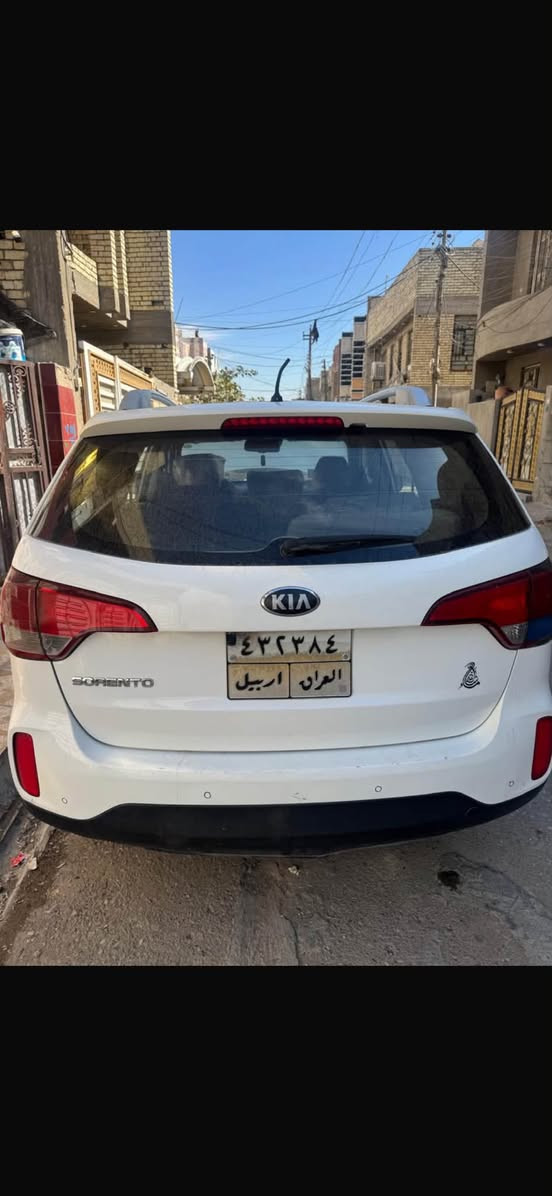 سورنتو موديل 2014 رقم أربيل محرك 2400نص فول سونار مرفق مع الصور  العنوان بغداد السعر 140$ رقم الهاتف (***********)
