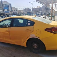 كيه فورتي للبيع او مراوس حسب القناعه بخصوصي السياره ليبل واحد عده البن...
