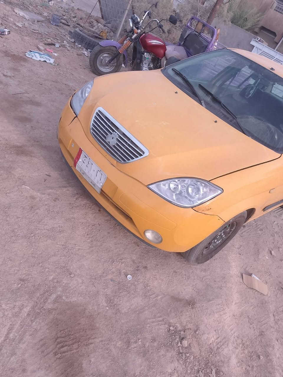 سيارة طيبة موديل ٢٠١٥ تبريد ثلج حدادة صدر خير من الله السيارة تاخذة منا كبل للشارع بداية خيط تبخير مكاني بغداد حي الجهاد *********** السعر ٣٥ وبية مجال
