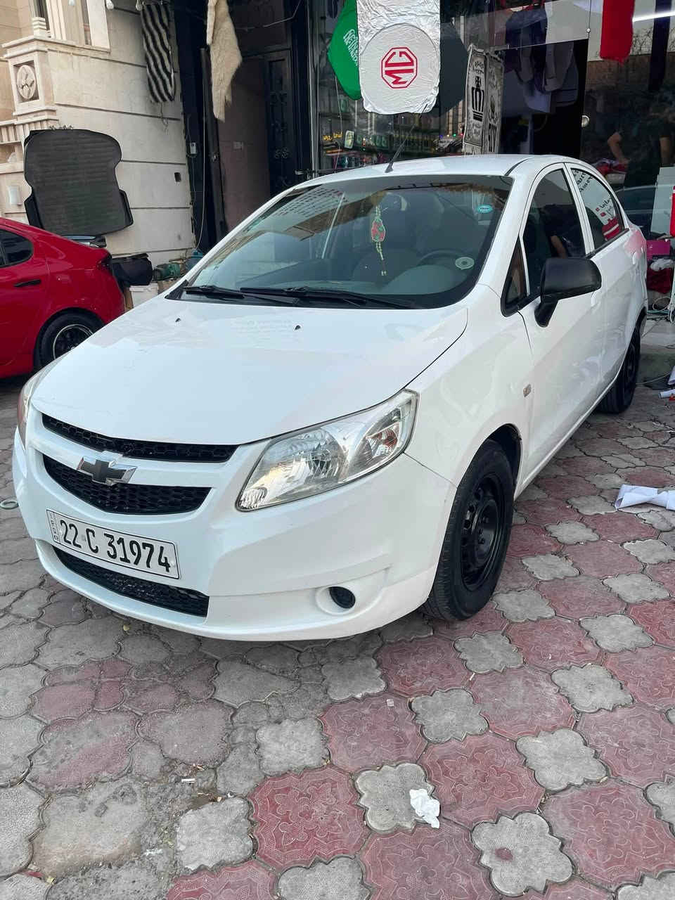 شوڤرلێت سایل ٢٠١٢
سةنةوى و رةقةم نوى تةحويل وغةرامة بة شةرت
پةلةيةك بوياغى هةية
٢٠٠ هةزار روشتووة
مةكينةو گێر بة شةرت 
تةقةو رةقةى نية هيچ مةسروفيكي  نية
٦٣  وةرةقةو مةجاليكي كةم 
***********
