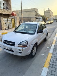 توسان خليجي للبيع موديل ٢٠١٠ كفاله من الصبغ والتكحيل والبارد تحويل مبا...