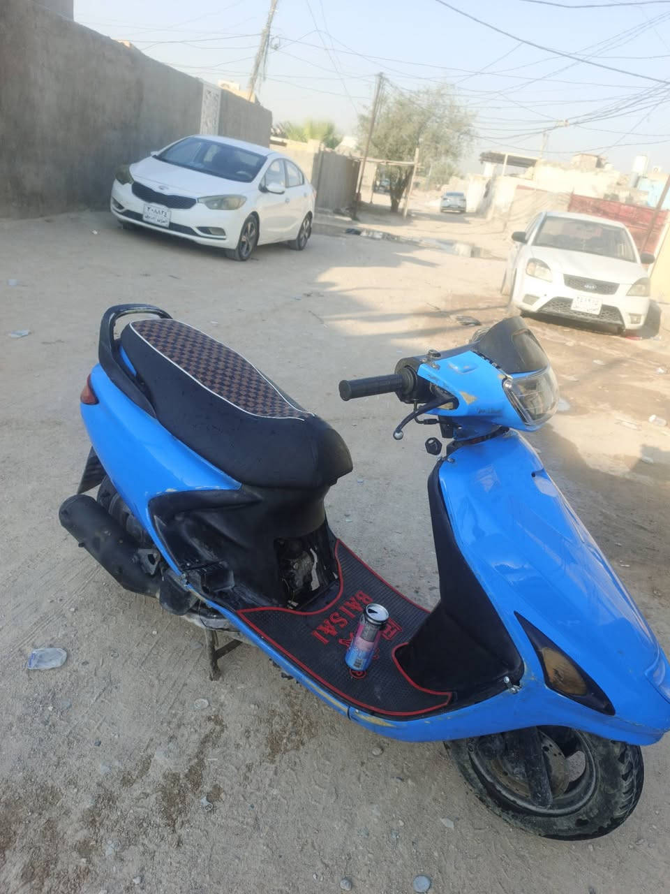 فراشه فحل دراجه نضيفه ما ناقصه اي شي شغل واطلع مكينه مفتوحه على ايدي  قبل شهرين سعره 300 وبيه مجال حك الجيه متوفر ماسنجر رقمي ***********,
