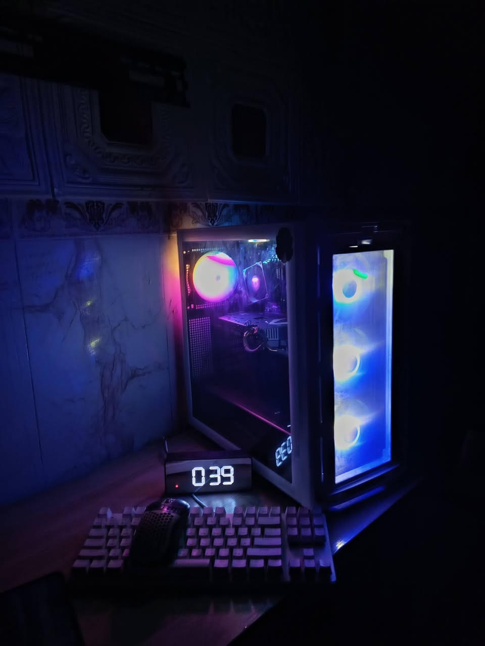 RTX ٢٠٧٠ • i5 جيل ٩ • ٢ تيرا SSD