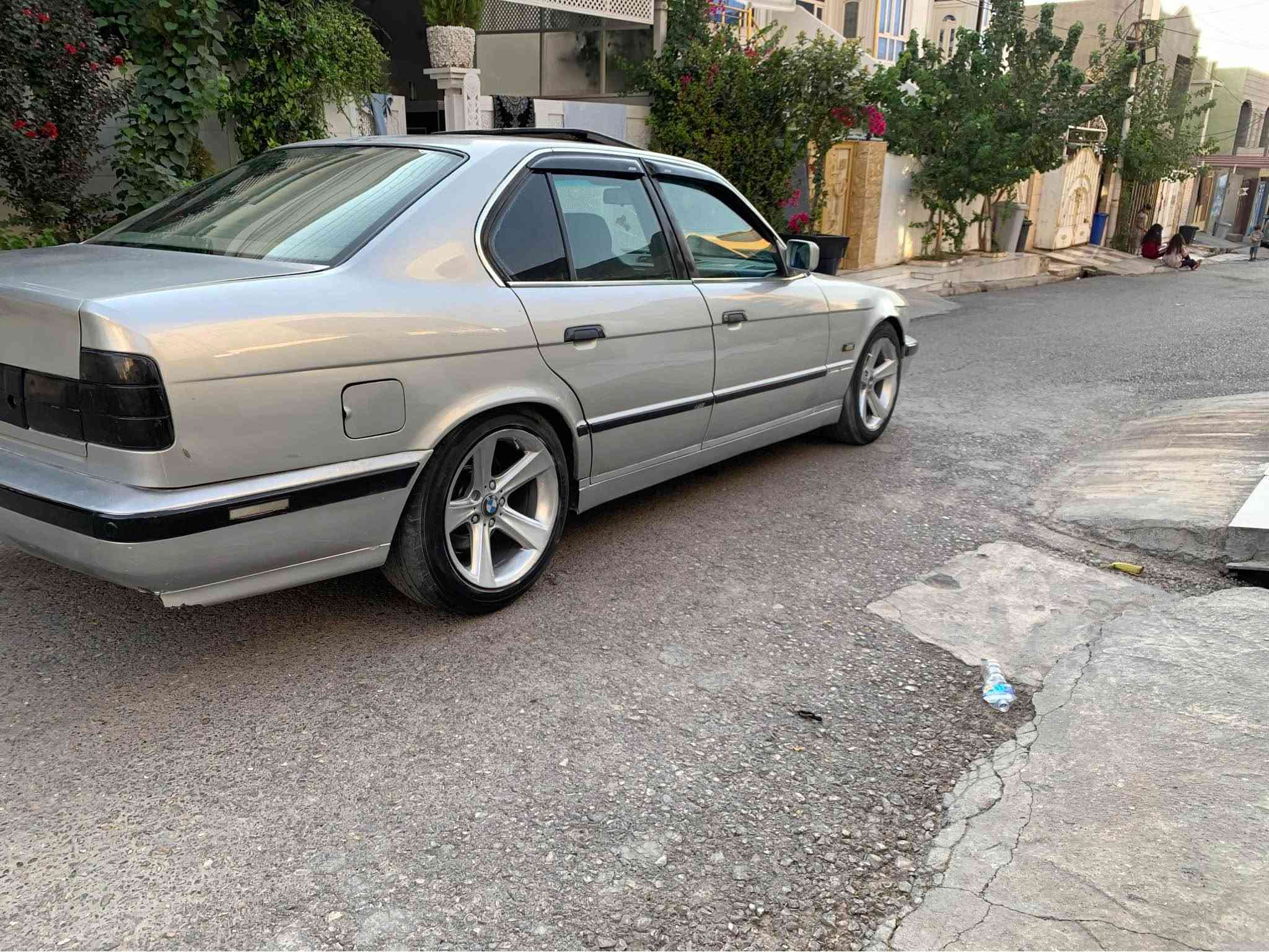***********     ***********ماشاللا   مودل ٩٥  سفر لة جواني     فول مواسافات  بةس كير حادي  سوكان پةرةشوت   ٤جام كارباي  كوشن كارباي   يايت ئةلقة   تة بريد  هةمو شتيكي جا هزة  هيج مسرفي نية سنوي كةسكي لة گةرة   شوين هةولير خباتي  سحر ٢٧ورقة محا مةل كةم أربيل, العراق

نص مكتوب في الصور:
- الاثنين