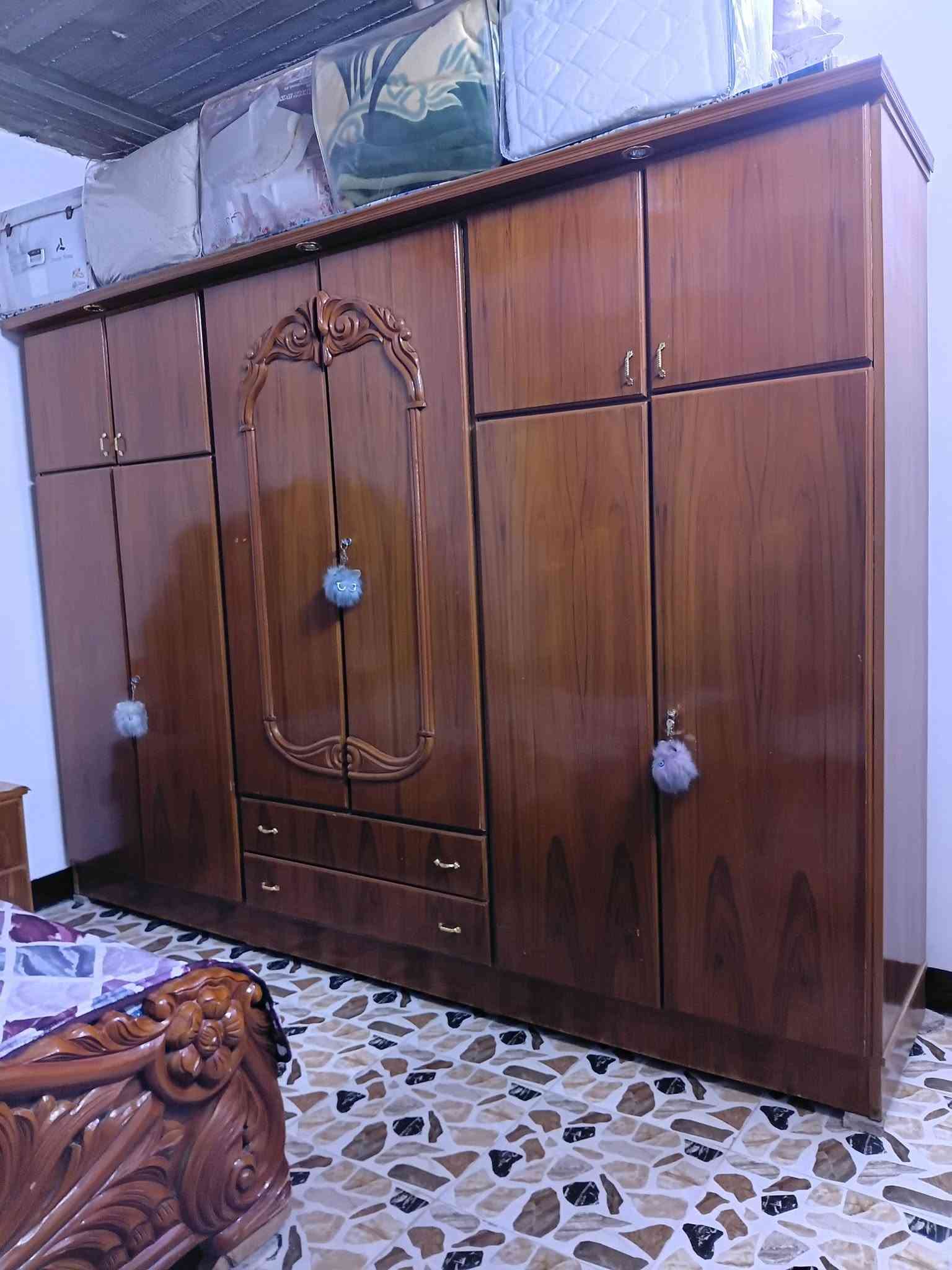 غرفه نوم خشب صاج سعرها 650  بيها مجال بسيط عنوان من موصل قريب  حي صدام***********💖***********
