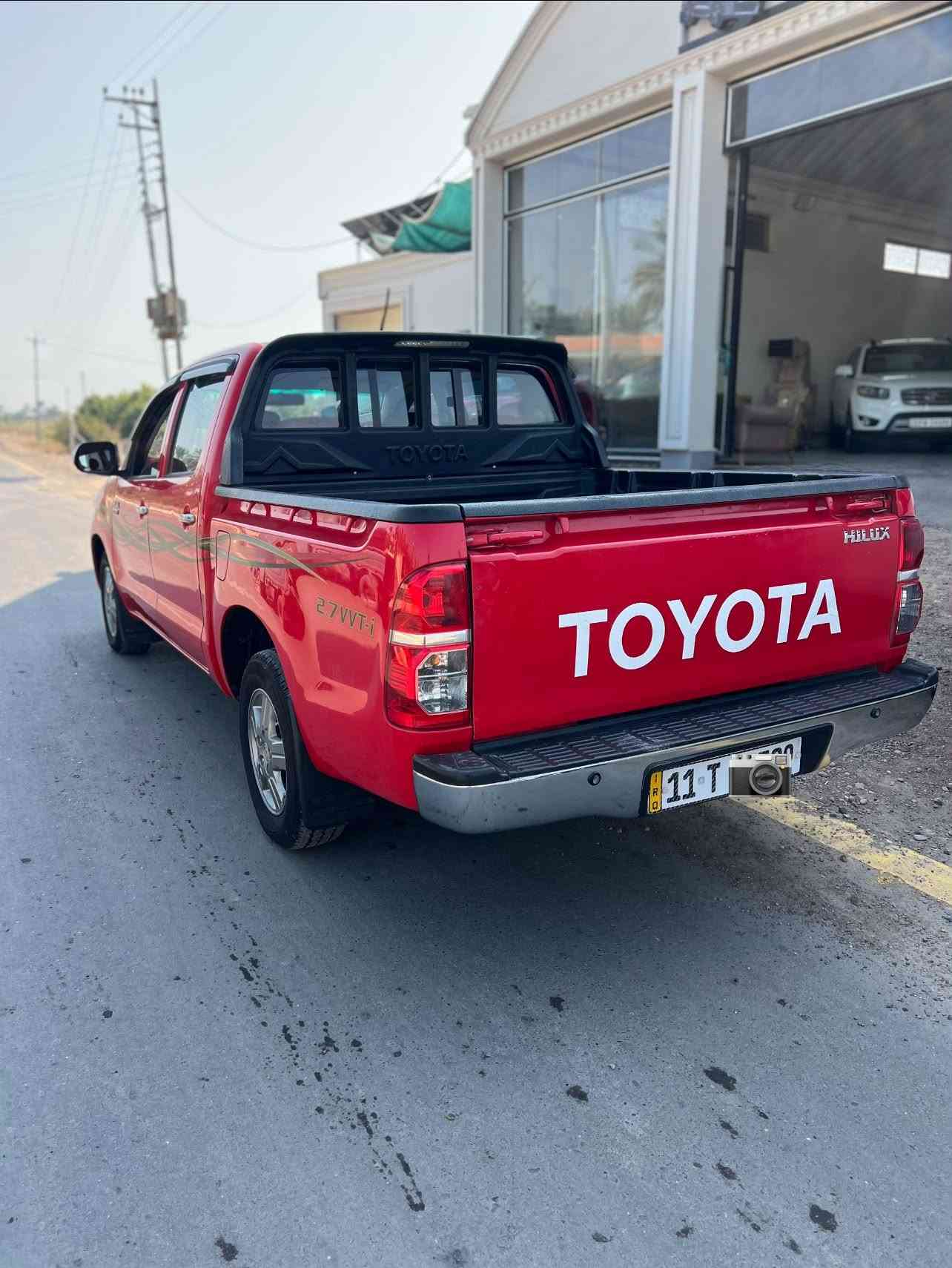 هايلوكس • ٢٠١٥ • رقم بغداد