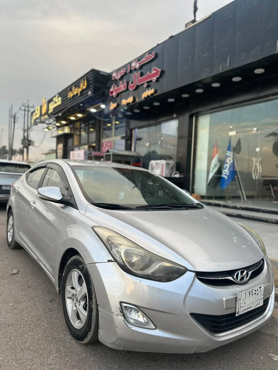 Hyundai Avante

افانتي خليجي 2014 للبيع
محرك gdi الاقتصادي 
كير ومحرك مكفولات
تبريد جديد
صدر سيارة مكفول 
دوشمه وداخل جديد 
سيارة ضررها جاملغ عكس السايق وبيها رصعات خفيفه بلباب الي خلف السايق 

السعر 97$
التواصل ***********
