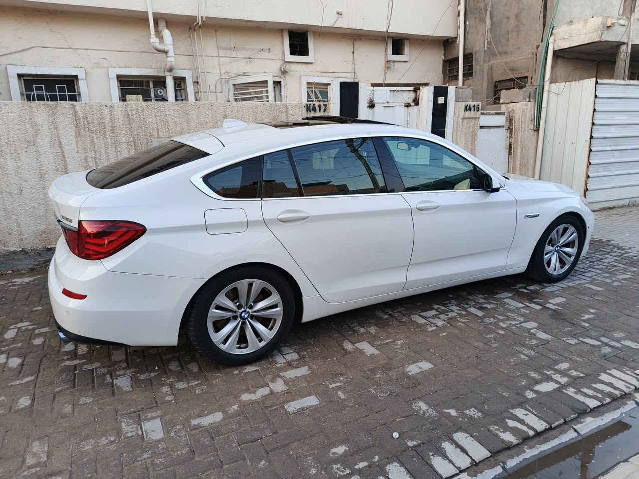 السلام عليكم BMW 535موديل 2012 خليجي فول مواصفات 1/1  أبواب شفط سيارة كلش حلووو أو تمشي بإنزين عادي مال جني اعتقد ما شفت هيج رزانه بنورامه السعر 190 ورقه الهاتف ***********
