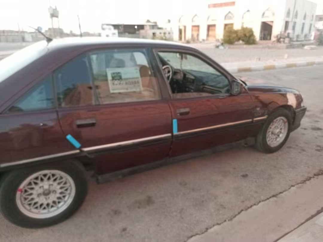 سلام عليكم أوبل أوميكا موديل90محرك كير نضيفات دواخل الارضيه جلد
تحويل بوقت الاتريده رقم انبار  كهربائيات كلها شغاله رون سرعه كلها شغاله السعر 23 بيها مجال قليل) 
رقم مبايل *********** محرك جديد مال حاويه دواخلها جديده 
  بدون خياس صبغ جماليه فتحه سقف شغاله ابواب صاج الرمادي, الأنبار
