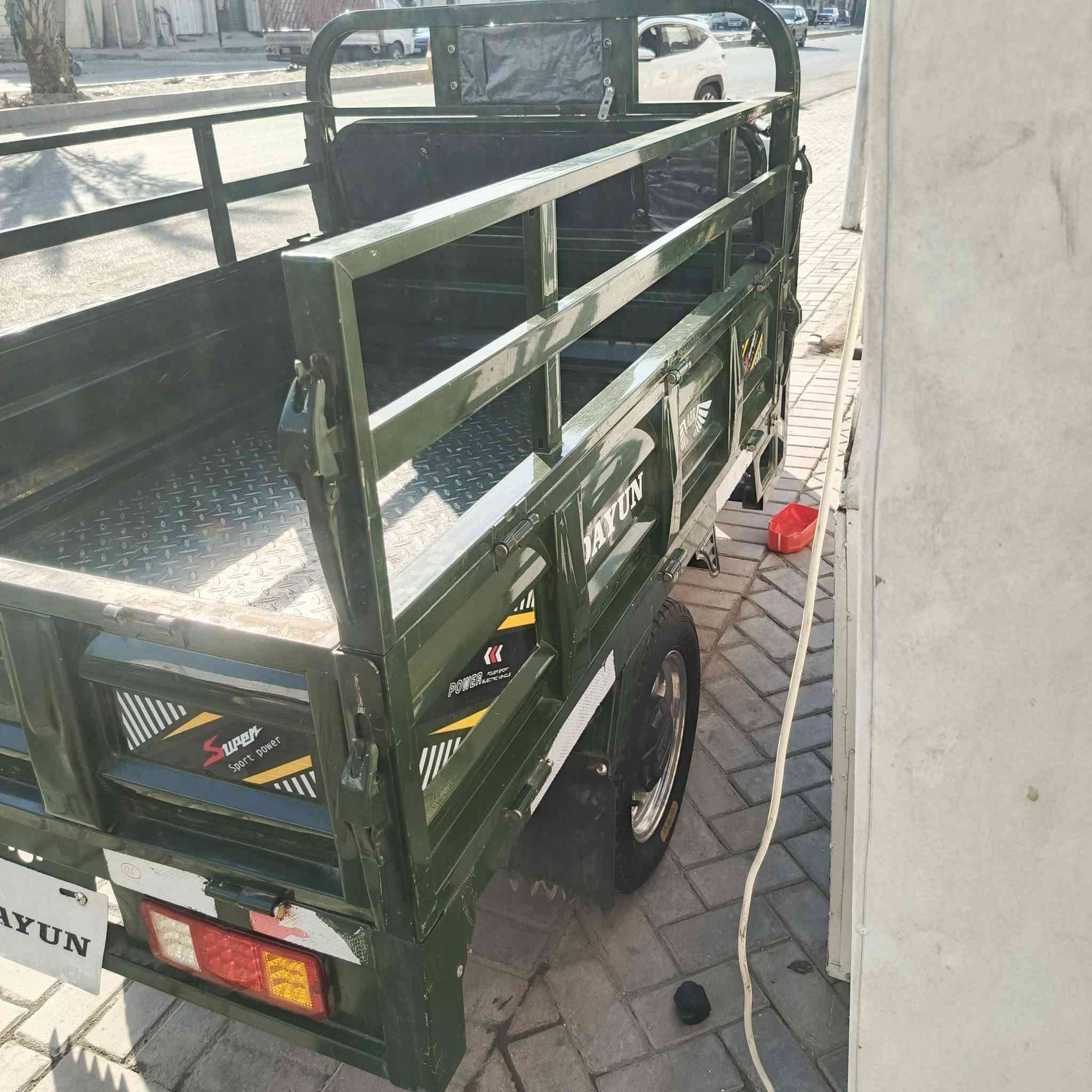 سلام عليكم ستوته شحن بطاريات ليثيوم على وضع الشركه الله شاهد بنجر ما بيهه وصل ظمان بيهه سنتين موديل 25 دايوان 
ماشيه 7000 نظيفه كلش مكاني بغداد  *********** 
بلعافيه على الي ياخذهه بعدها زيرو على وضع الشركة
