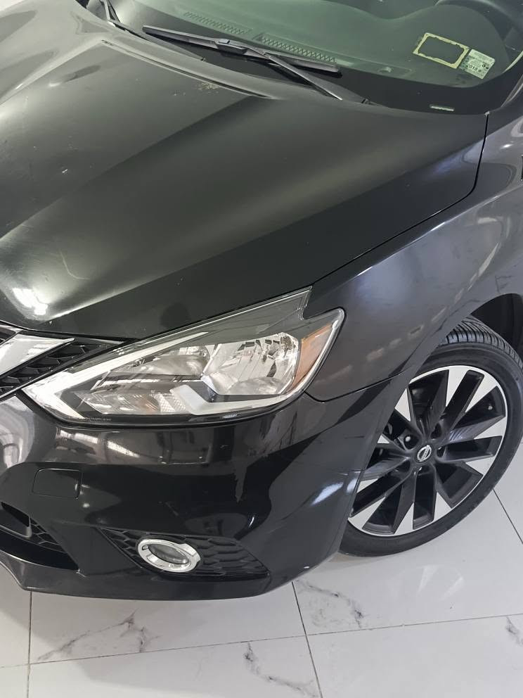 🚘 نيسان سينترا - nissan sentra 2018
 السيارة رقم (دهوك)
رەنگ - اللون: رەش - اسود  
✅ الكيلومترات: 185,000 كم
✅ گێر: أوتوماتيك
✅ الوقود: بنزين
🎨 صبغ: 3 قطعة مصبوغة
✅ الحالة: ماكو مشكلة بالمكينة 
✅ الشكل الخارجي: نظيف وممسوح زين، الفانوسات LED أصلية
سيارة في معارض دهوك تيرمينال الرقم  55 📍 
*********** واتس اب
سعر السيارة 86$ قفل ديبيس, كركوك
