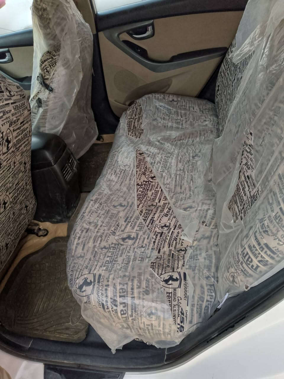 لانتر اربيل فول مواصفات ماعده البصمة بيه بارد بل باب وبارد بل جاملغ الور شويه قليل الدوس الجوصبغ  ب108 وبيها مجال قليل مكان السياره بابل ***********
