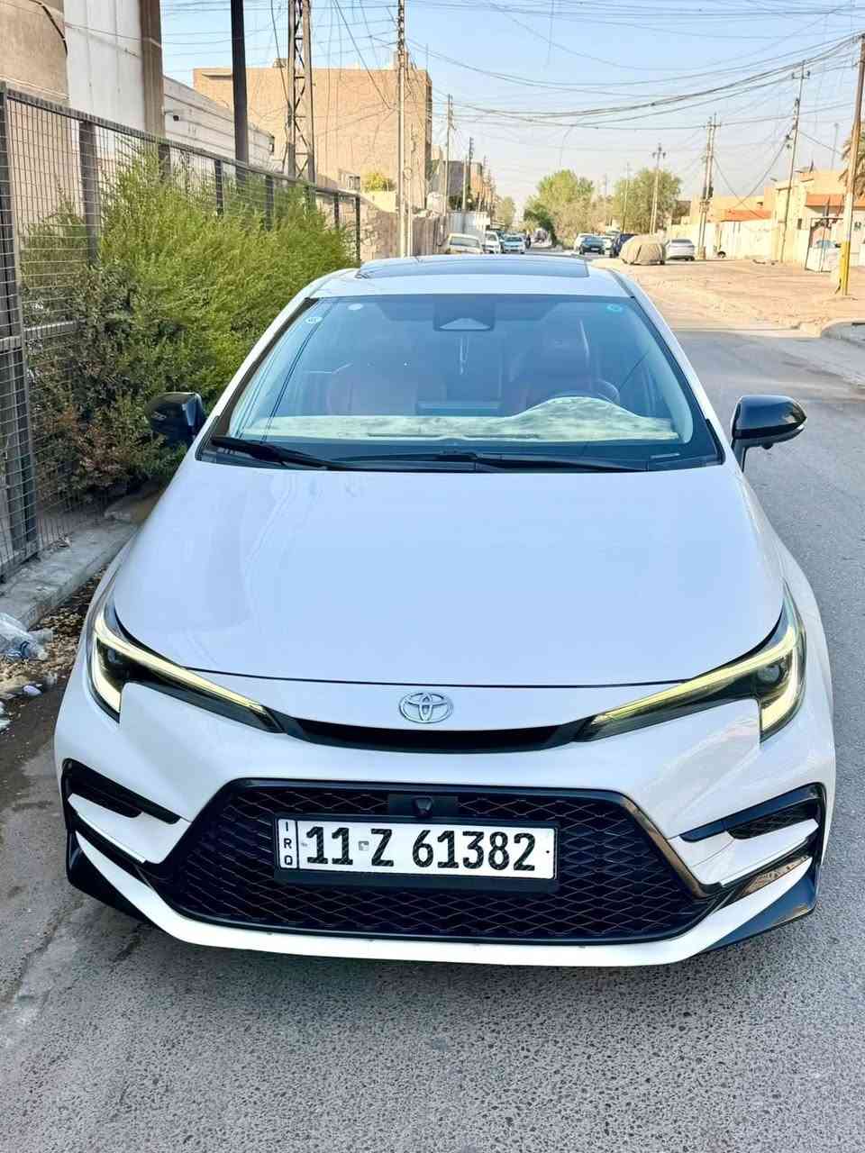 كورلاء بلاك ديشن موديل 2025خليجي سيارة بعدها بحاله الوكاله غراضها ما مفتوحة ماشية 20 الف
كورلا جي ار  مكفوله كفاله عامه 

 موديل 2025 

شكل الامريكي فئه GR

سيارة بعدها بحاله الوكاله  ماشيه 20 الف 

 خمس كامرات كامله فول الأخير 

• التصميم الخارجي:هايبرد بانزين

• فئة Black Edition الأصلية.

داخل احمر واسود 

• جناح خلفي + مرايا جانبية + شعارات (سوداء ملكية).

• ويل كب أسود بلادي بتصميم رياضي.

• فتحة سقف (سلايد).

• إضاءة لايت زينون فاخرة.

• التقنيات والذكاء:

• شاشة وسطية متطورة + عداد ديجيتال بالكامل.

• كاميرا دوارة بدقة عالية.

• بصمة تشغيل + نظام الدخول الذكي.

• نظام (رادار + تحديد مسار + قيادة شبه ذاتية).

• هاند بريك كهربائي + أوتو هولد.

• الراحة والأمان:

• مقاعد جلد أصلي (تحكم كهربائي للمقعد).

• تحكم مقود كامل (جهتين) + وضعيات قيادة (Drive Mode).

• نظام أمان متكامل (فل سيستم إيرباك + مانع تصادم + مانع انزلاق).

***********

بغداد  البياع

كورلاء بلاك ديشن موديل 2025خليجي سيارة بعدها بحاله الوكاله غراضها ما مفتوحة ماشية 20 الف
كورلاء بلاك ديشن موديل 2025خليجي سيارة بعدها بحاله الوكاله غراضها ما مفتوحة ماشية 20 الف
