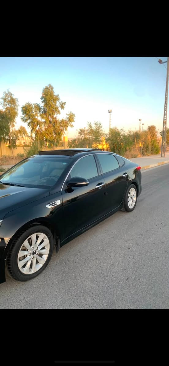 السلام عليكم 

السعر ✅115✅وبيها مجال للشرايه 

كيا أوبتيما 2017 Ex فول فول مواصفات غنيه عن التعريف
لون اسود 
محرك GDIبشرط وكير بشرط
قطعتين تبريد ثلج ❄️ 
سقف بانوراما
كشنات جلد دواخل كلش كلش نضيفة 
بصمه مع الترحيب 
مرايات كهربائيه 

للاستفسار اتصل على ***********
مكان السياره موصل بعشيقة
