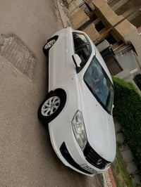 دونگ فنگ • ٢٠١٥ • نضيفه