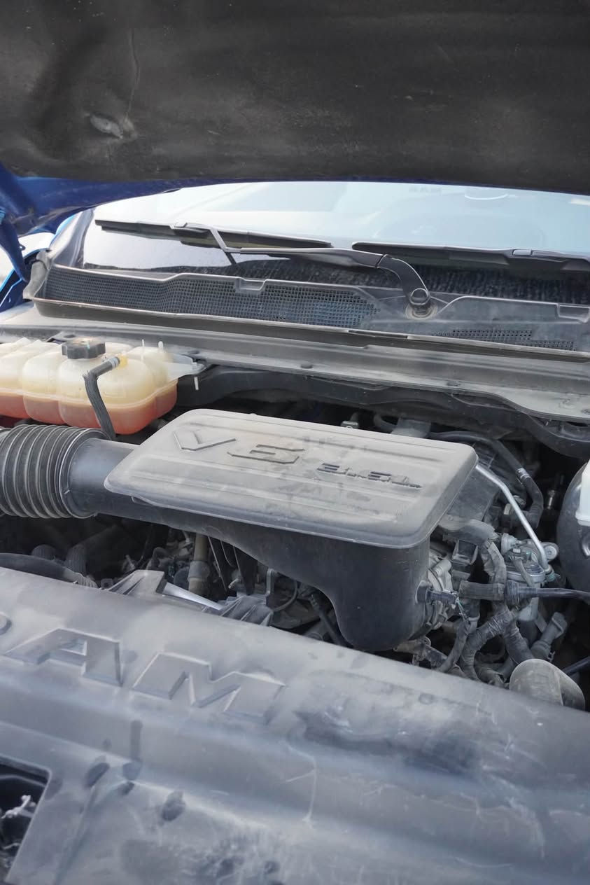 🚘 رام بك هورن – باب وربع | موديل 2023
🔹 المحرك: 6 سلندر

🔹 الدفع: 4×4 فور ويل

🔹 نظام توفير الوقود: إطفاء ذاتي للمحرك لتقليل صرف الوقود

🔹 الكشنات: تدفئة وتبريد

🔹 الارتفاع: مرفوعة 3 إنج

🔹 الممشى: 27,000 ميل

🔹 الحادث: فقط خشم البنيد من جهة السائق

🔹 رقم واسط

📍 الموقع: واسط_ كوت 

📞 للاستفسار: ***********
