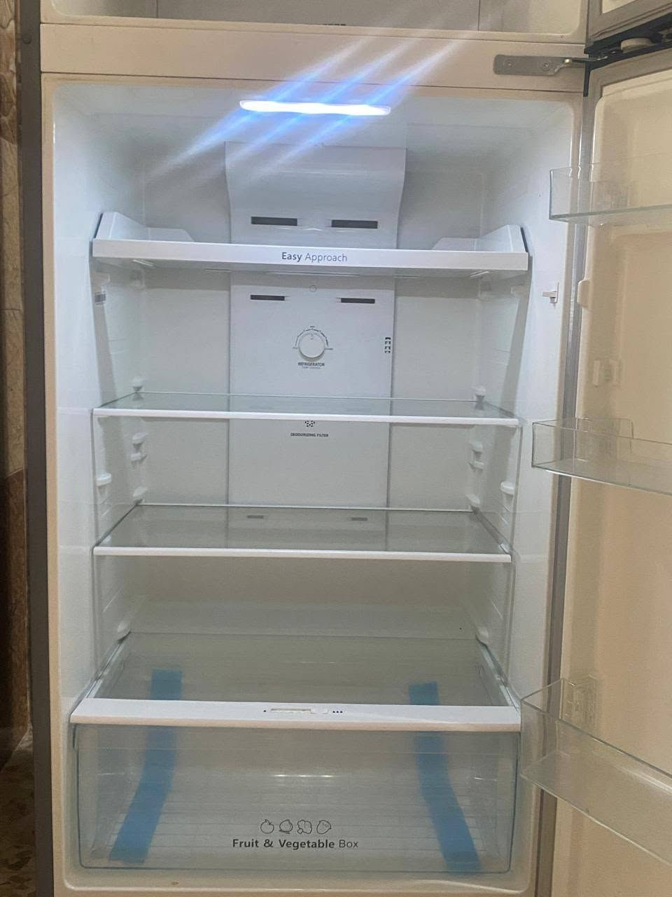 فول مواصفات 
السعر ٤٠٠ وفيها مجال للطيبين 
للتواصل واتساب ***********
