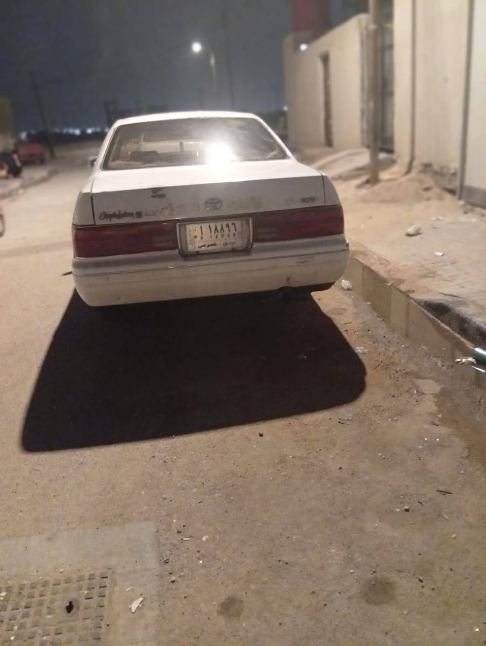 سياره بطه كير ومكينه جدد مكفوله من الكصه بس ما مكفوله من النقل سياره تخم تاير بديها جديد راعيها موجود كبل تحويل السعر 28 بيها مكان قليل حك الچيه سياره جاهزه حداده مكاني البصره القبله الرقم ***********
