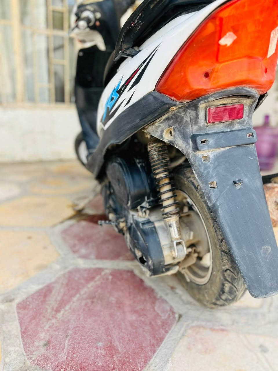 ماكس عدله للبيع
كفرات نضيفه 
شغاله سلف هندر
كهربائيات شغاله
تايرات نضيفه امامي خلفي
نكره تشتغل هندر
نكره تشتغل سلف
بيه تبخير قليل 
سعره خاص
رقمي ***********
مكاني حله مركز
