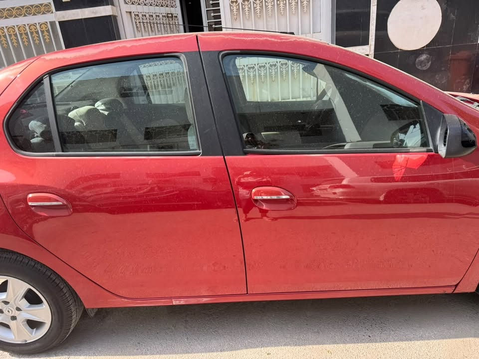 سمبول ٢٠١٧ • ماشيه ١٨٠٠٠ • بلا صبغ