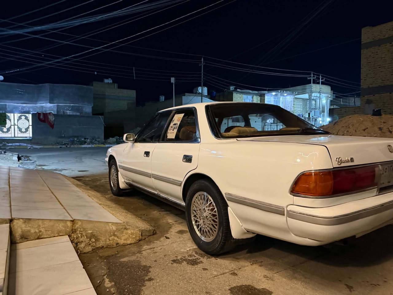 السلام عليكم
مارك مسطره موديل 1991

كفاله كير مكينه

كفاله اصوليات كامله  كص نقل عيب شرعي 

تبريد منظومه جديده 

حداديه جاهزه 100/100

تخم تاير 

سياره جاهزه احله من الصور 

تجي وتشوف بعينك 

سعرها 50ورقه وبيها مجال 

 اتصل ع رقم 

***********
مكان السيارة الشطره

