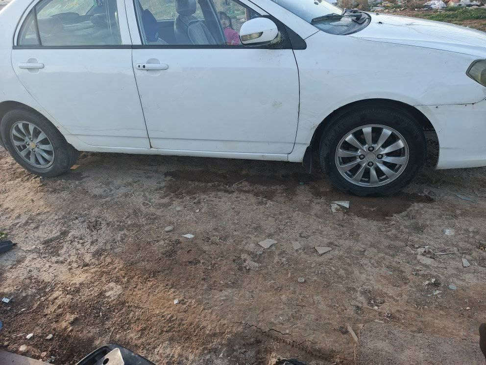بي واي دي جي ثري خصوصي بغداد موديل 13 وتماتيك المكينه تنقص بس مادخن الكير بي عته بس مايبوش السعر 40 الكشر وقع حال سياره حلوه ومرتبه فويل بصمة فتحت سقف ترحيب البصمه حساسات خلفية مكاني بغداد كاظميه رقم الهاتف ‏‪***********‬‏
