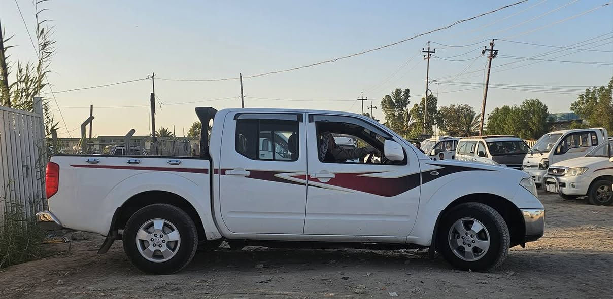 نيفاره رقم بابل باسمي موديل ٢٠٠٩ كير عادي عصه قصيره المحسن كفالة عامه من صبغ وحادث سياره جديده عنوان حله السعر ٨٨ مناسبه جدا ***********
