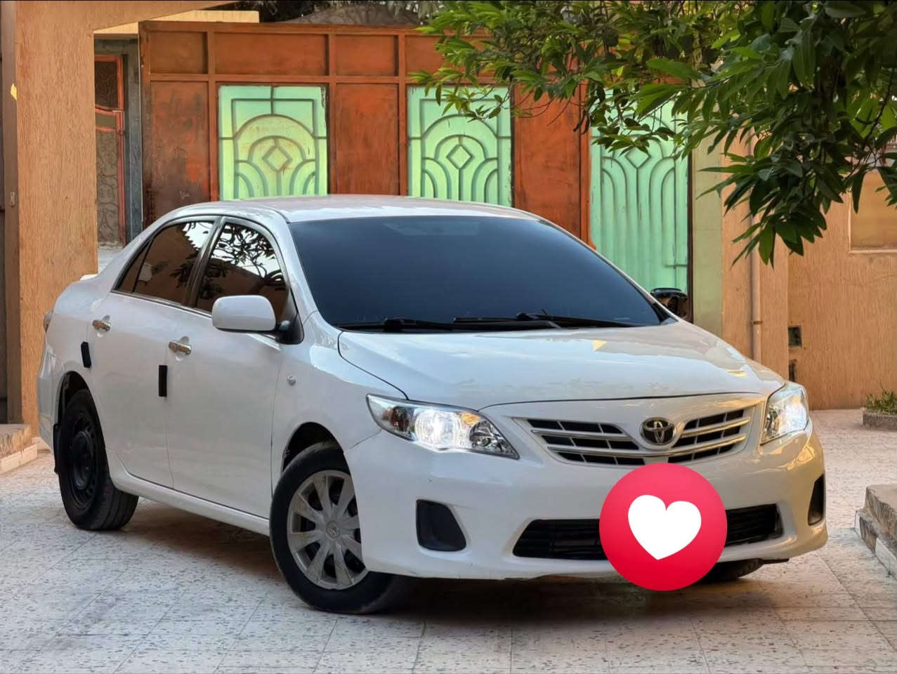 كورله 2012 رقم بغداد صبغ صندك وجملغ خلفي 82 وبيه مجال قليل  ‭***********
