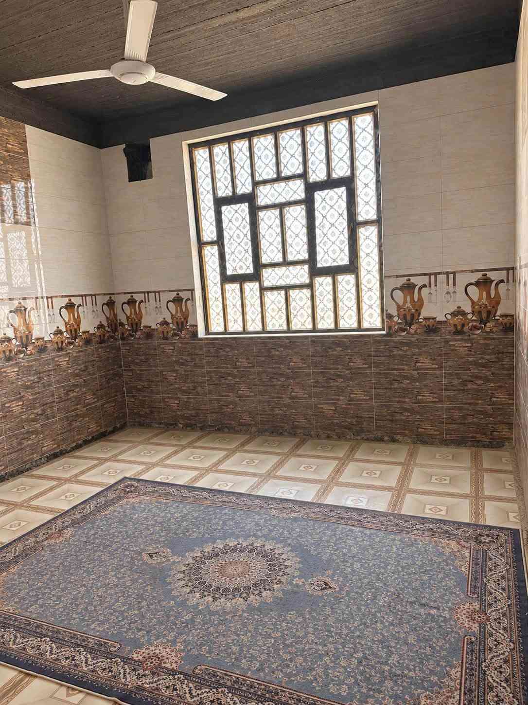 📍 دار سكن طابو صرف حي صباح المحامي (الصادق الاول)
✅ المساحة: 250 متر
✅ طابقين كونكريت 
غرف نوم  5
مجمع صحيات 3
براني 
صالة 2 
مطبخ حار وبارد 
🟩 تبليط خدمات ماء كهراء نت ضوئي 
✅ موقع ممتاز جدا و قريب
✅ واجهة 10 على شارع عريض و النزال 10 متر 
📞 للاستفسار والمشاهدة
مراجعة مكتب عباس ابتيت (حسين للعقار) بشارع سيد يونس مقابيل سعد القطري للعقار 
***********
