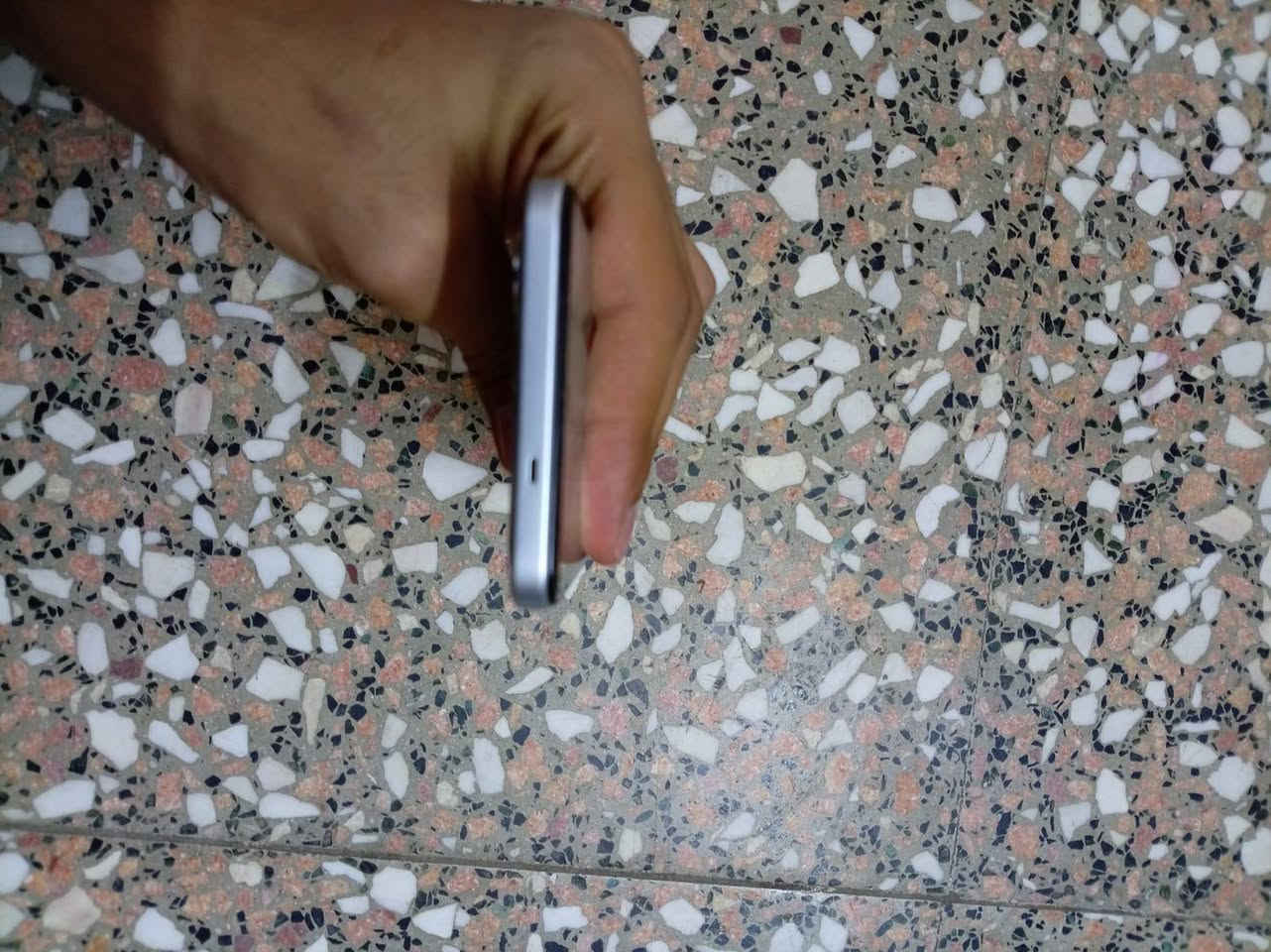 سلام عليكم ورحمه الله وبركاته 
اخوان تلفون Techno Spark 40 
للبيع 
بطاريه 5200
مكفول كفاله عامه لا شخط ولا مفتوح
120Hz
يدعم ال Artificial intelligence
ذاكره 256
عشوائيه 16
السعر 250الف بي مجال بصيط 
للاستفسار
***********
