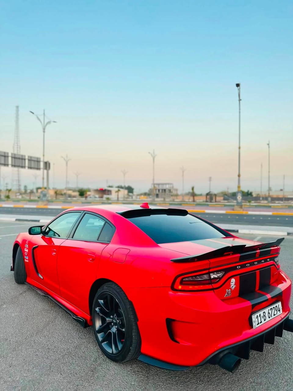 ، كلين بدون قطره صبغ، أرخص و أنضف سكات
دوج جارجر سكات باك . Scat Pack  
الموديل : 2022 مكفوله كفالة عامه حادثها سرقه مكينه وگير  فقط و مشدودات جدد نفسهن
ماشية  : 27 الف ميل 
المحرك :  V8 . 6.400
القدرة الحصانية : 485 حصان hp  
المواصفات :                              
*  نقطة عمياء . 
* مكابح رياضية (برمبو) . 
* لايت LED . 
* كاميرا خلفية . 
* امكانية التحكم بوضعيات المقود كهربائيا . 
* كزوز سستم موبار . 
* حساسات خلفية . 
* ويل قياس 20 أنج 
* سستم صوت  . 
* تشغيل عن بعد . 
* مقاعد رياضية 
* ذاكرة لحفظ وضعيات الجلوس (ميموري) . 
* المقاعد الأمامية تبريد وتدفئة . 
* المقاعد الخلفية تدفئة . 
* نظام خرائط GPS . 
* شاشة كبيرة قياس 8.4 أنج اوپشنات 
* تدفئة ستيرن . 
لون احمر 
رقم بغداد بأسمي / مكانها كربلاء ***********
