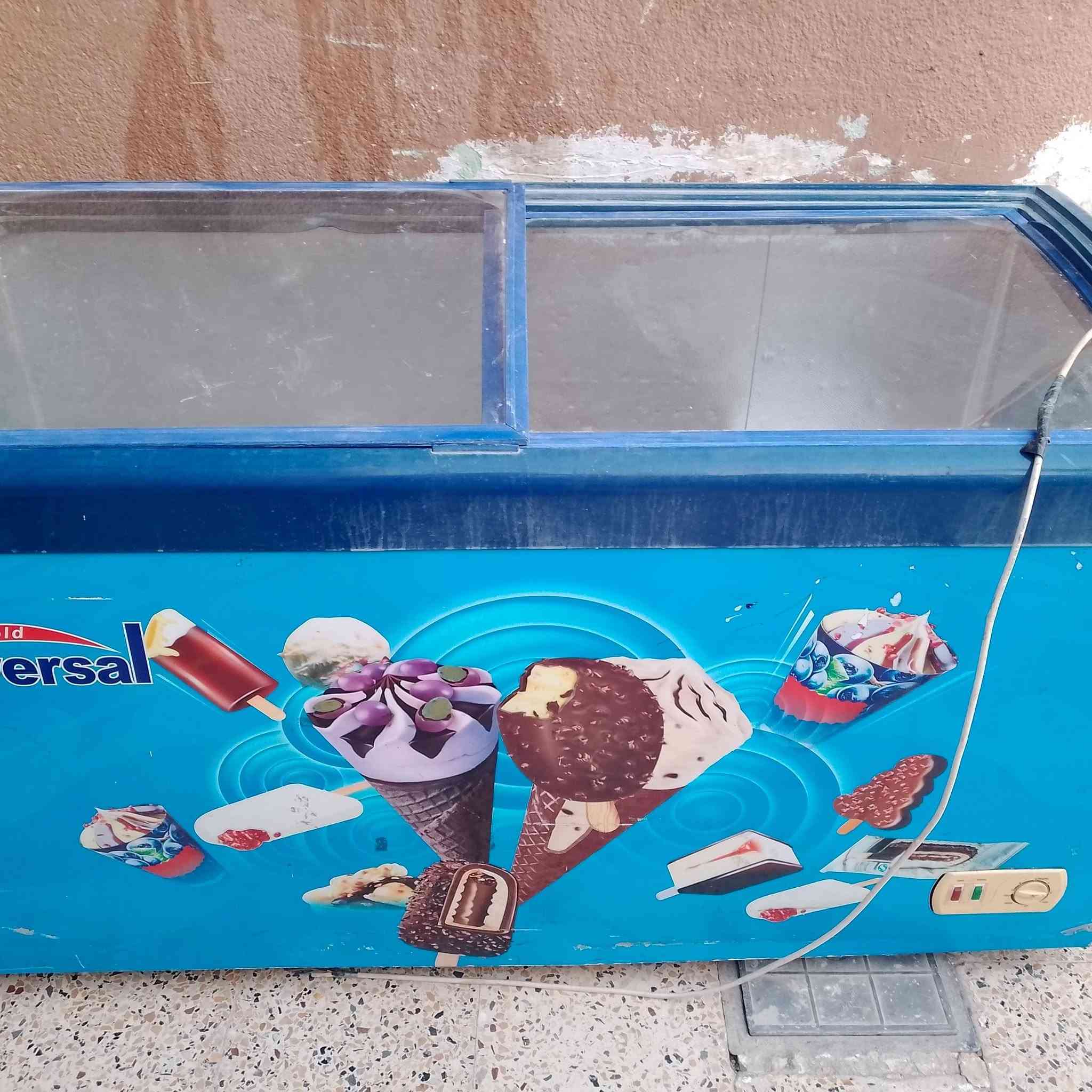 مجمده (عارضه )للبيع
حجم جبير ١٤ قدم تقريبا 

السعر ٢٦٠ وبيها مجال 
العنوان موصل حي سومر 

للتواصل 

***********
