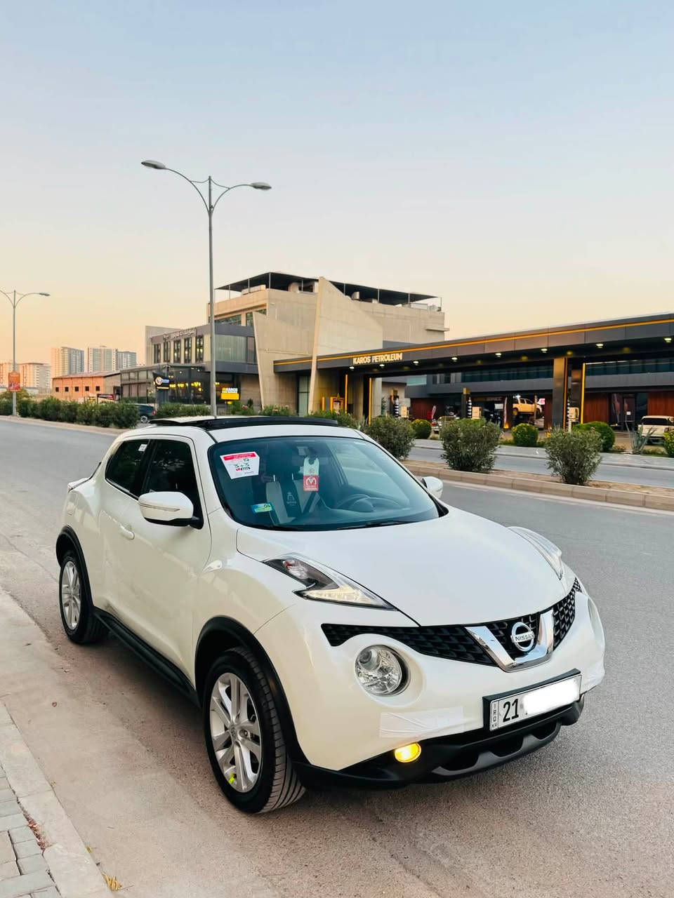 Nissan juke 2018
خلیجی سفری ئێرەیە فول مواسەفات پانۆرامە مەکینە 16 بێ تۆڕبۆ و بێ دەبڵ ئەکسل مەرغوب گێر و مەکینەی بەشەرت نەکراوەتەوە 118 هەزار رۆشتووە بێ بۆیاغ دەرگای سەکن کەمێک ساردی هەیە 4 تایەی تازە سپێری دانەبەزیوە رەقەم سلێمانی سەنەوی رەقەم ژینگە هەزە هەمووی تازەیە بەناوی خۆمەوەیە مەسروفی تیا نیە 
📍ناونیشان سلێمانی
***********
***********
