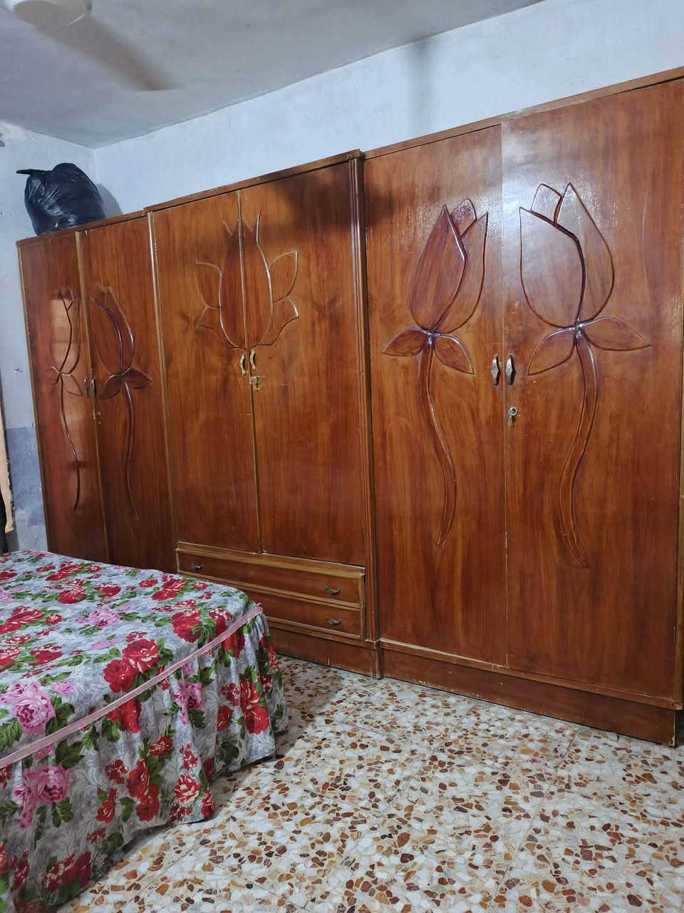 غرفه نوم مستعمله للبيع مكان بابل حي الإمام  مع دوشك إسفنج مميز   الرقم *********** السعر 350
