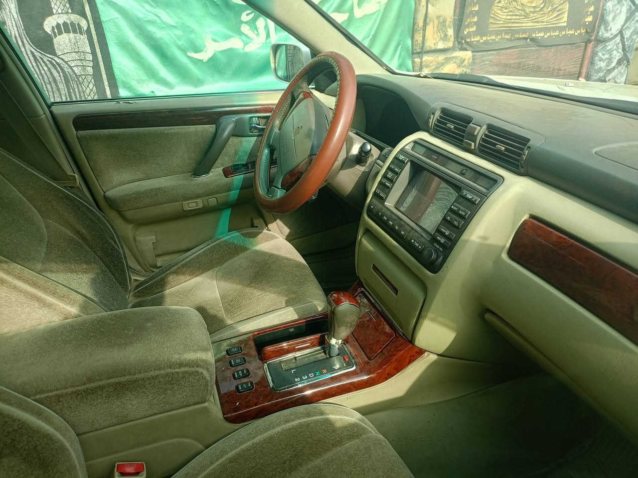 ملكه 99 • رقم صلاح الدين • بغداد