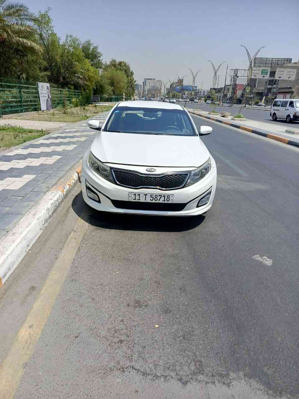 السلام عليكم كيا اوبتيما 2015 خليجي الشركه الدولية سيارة بلاديه لا صبغ لا تبديل ولا بارد كير محرك صدر خلفي امامي كهربائيات تدفئه وتبريد ممتاز والسبير ما نازل ماشيه 92 سونار موجود رقم انكليزي بغداد باسمي السعر 142$ وبيه مجال حك الجيه مكان السياره زيونه للاستفسار الاتصال على هذا الرقم ***********
