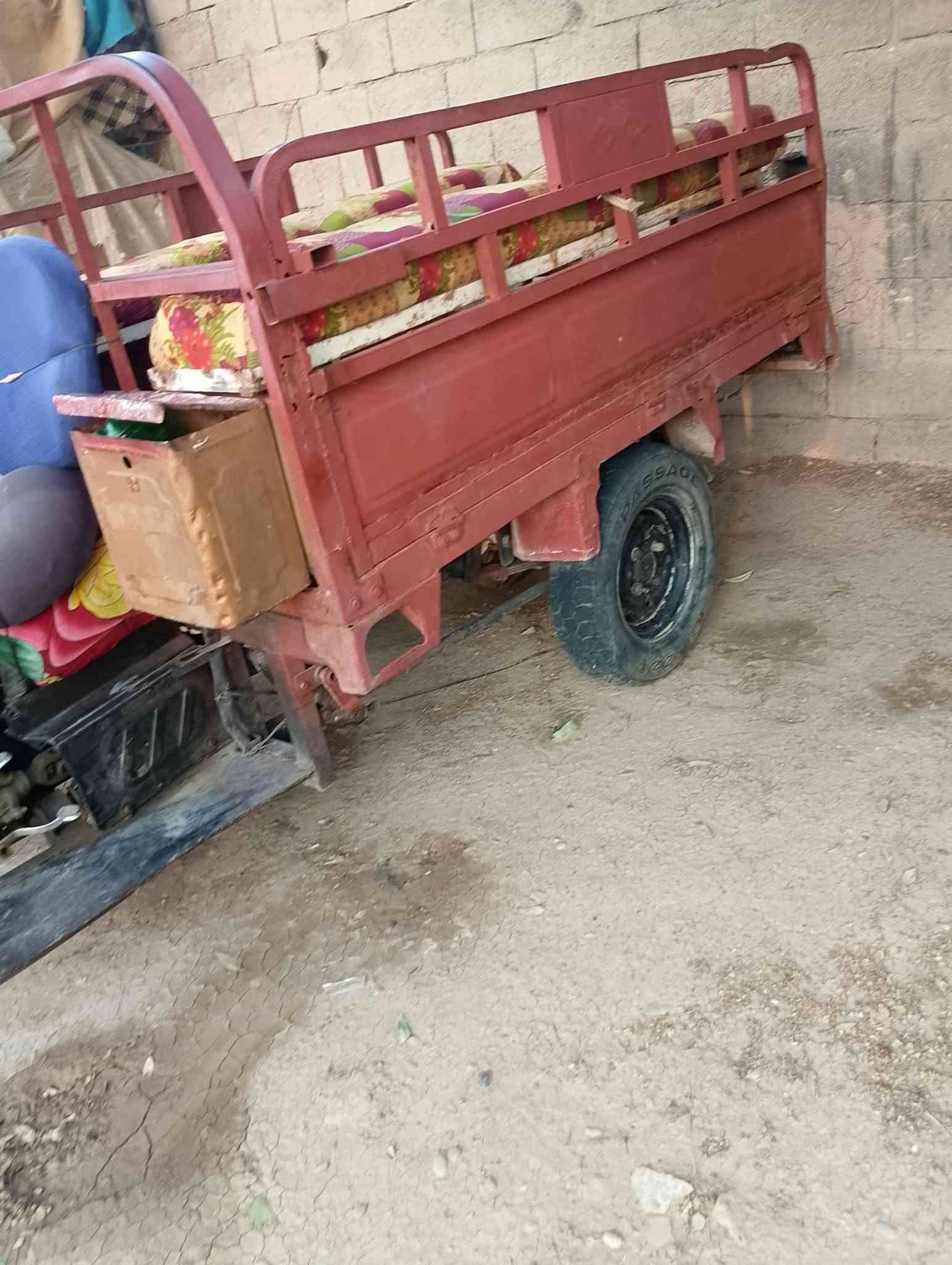 السلام عليكم ستوته ام الطير ستوته بدون اوراق نضيفه شوفت عينك للبيع المكان اديالى ناحيه السلام رقم ***********
