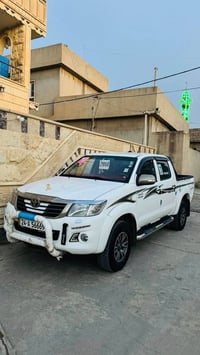 هايلوكس • ٢٠١٤ • اكر