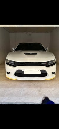 تشارجر SRT • V6 3.6 • ٣٩ الف كم