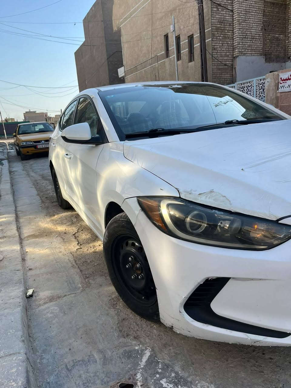 النترا موديل ٢٠١٧ وارد أمريكي حادث بنيد فقط
مواصفات
مكينه ٢٠٠٠ دوش خير من الله 
تبريد ثلج 
وباقي التفاصيل كما موضح بالصور
السعر ١١٠ $ وبيها مجال
الاتصال ع الرقم ***********
موجود واتساب

المكان بغداد قرب فلكه حي النصر
