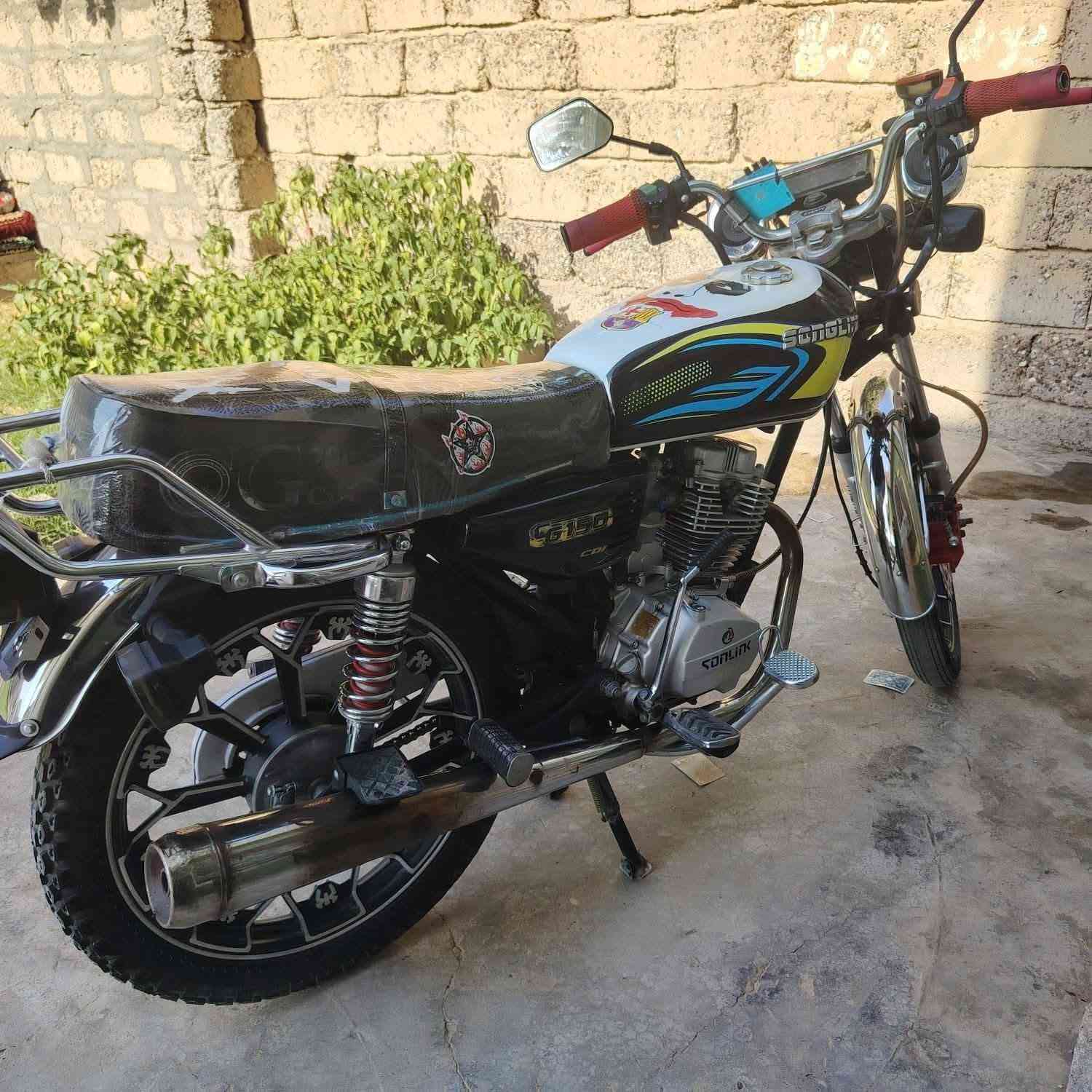 خمسه وعشرين لبيع سعر 600 بي مجل مكاني شركاط محرك مفتوح 🔓 شرط كربيات كله شقاله  ***********
