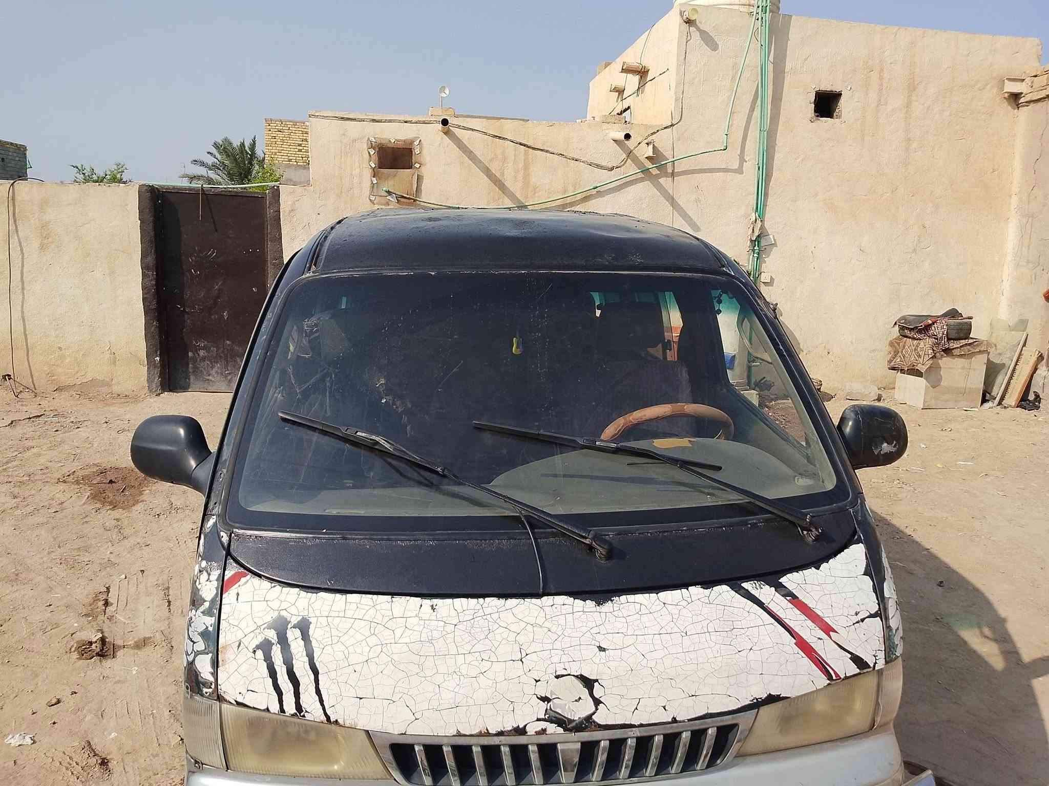 سيارة • موقع غير محدد • بيهه مداور