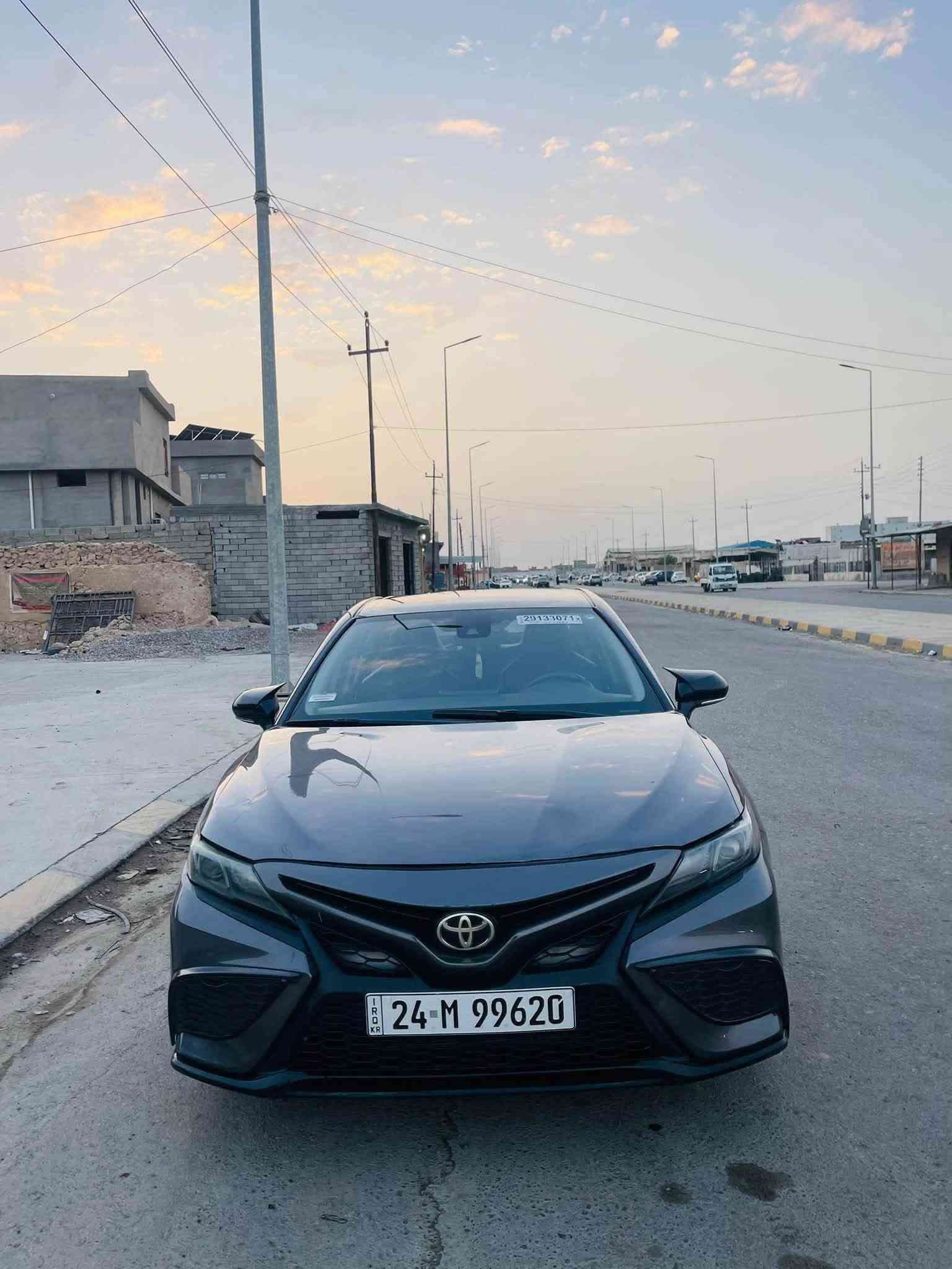 كامري SE • ٢٠٢٢ • بدون صبغ
