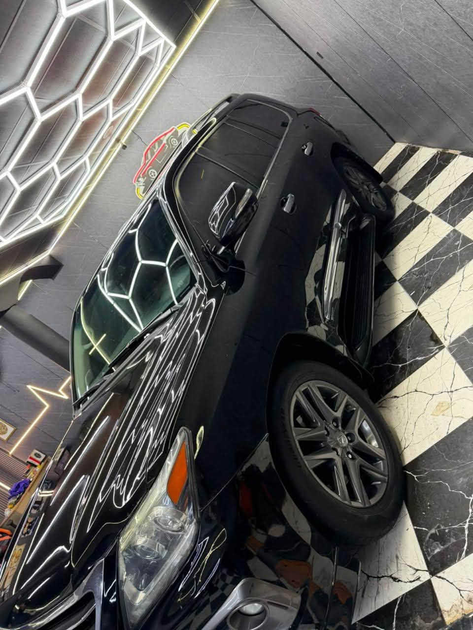 سلام عليكم
لكزس 2015 فول مواصفات 

V8. 570
السياره جديده مانقصها شي باسمي السياره تحويل مباشر عنوان بصره

ماعده ضربه بيها بخشم البنيد ماشيه 230k
 4كامرات
جنطه كهربائيه 
3شاشات بلادي
داخل جلد قيسي بلادي
قول زنون لايت متحرك
كشنات كهربائي
ذاكره كشن ميموري
بعد هواي مواصفات

السعر 370 

الرقم:***********

