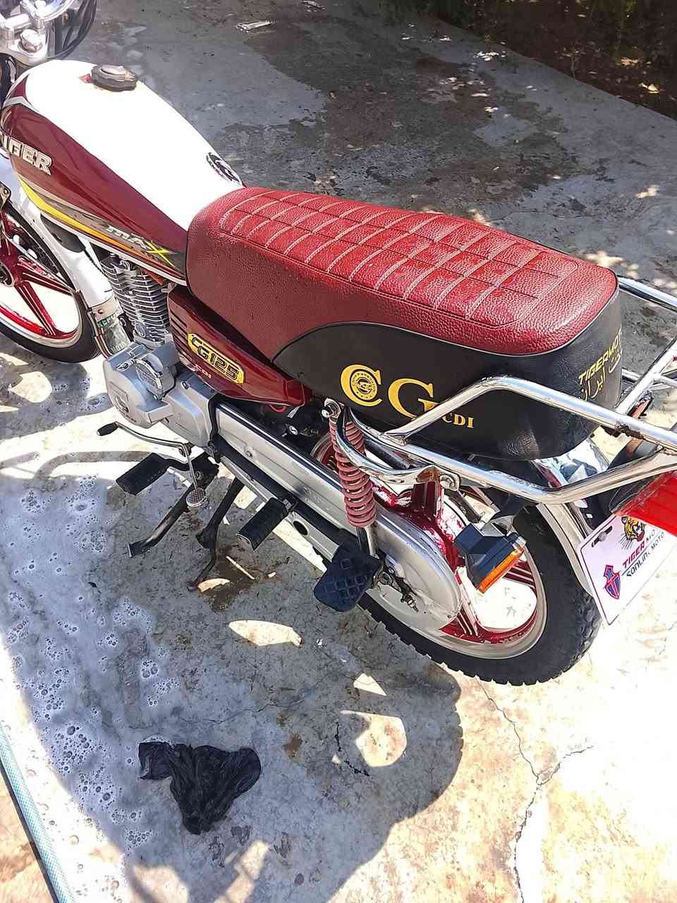 سلام علیکم   ماطوڕ نضیف 5گیر لبیع سلف کڕبایت محرک  گیر شرط فحص  محرک مفتوح مابی عیب مودیل 2019 
سعر 425 شوی مجال  شراێ 👈 اخابر  تعال شوف ***********
