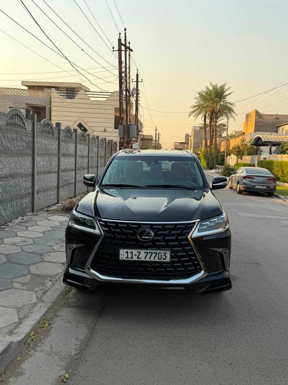 لكزز سبورت 2021 Lx570 ماشيه 19 الف كيلو جديدة جداً
كفاله عامه السياره من الخدوش و الرصعات و البارد و التبديل مغلفه ppf 

السعر على الخاص لل استفسار الاتصال 
          ***********

